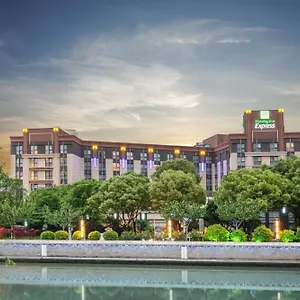 Hotel Express Putuo By Ihg, Shanghai